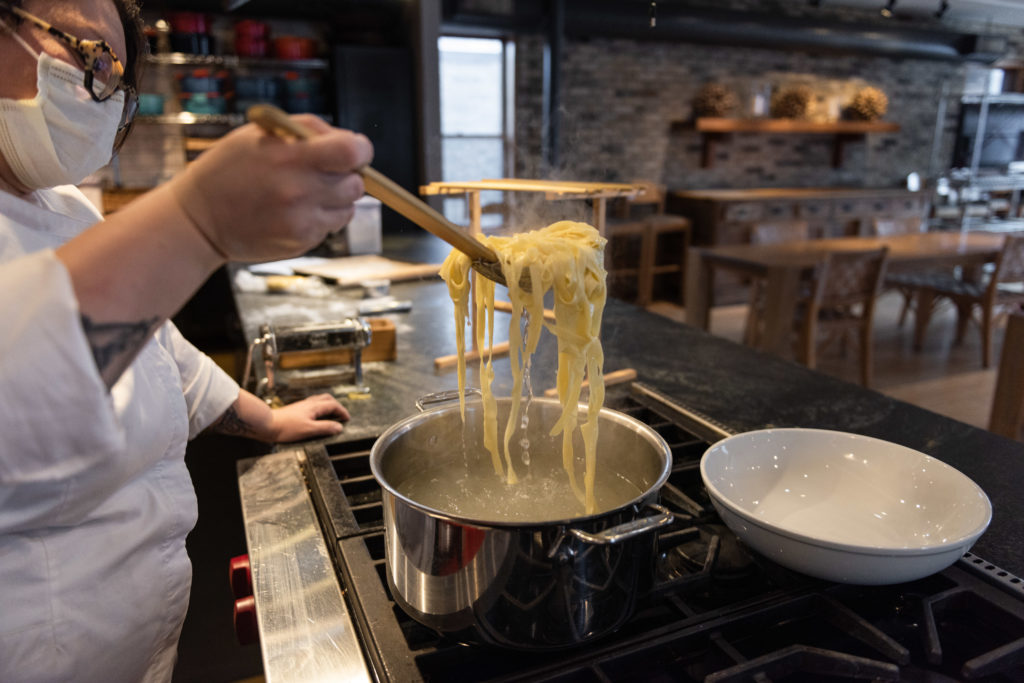 how to make fresjh pasta 